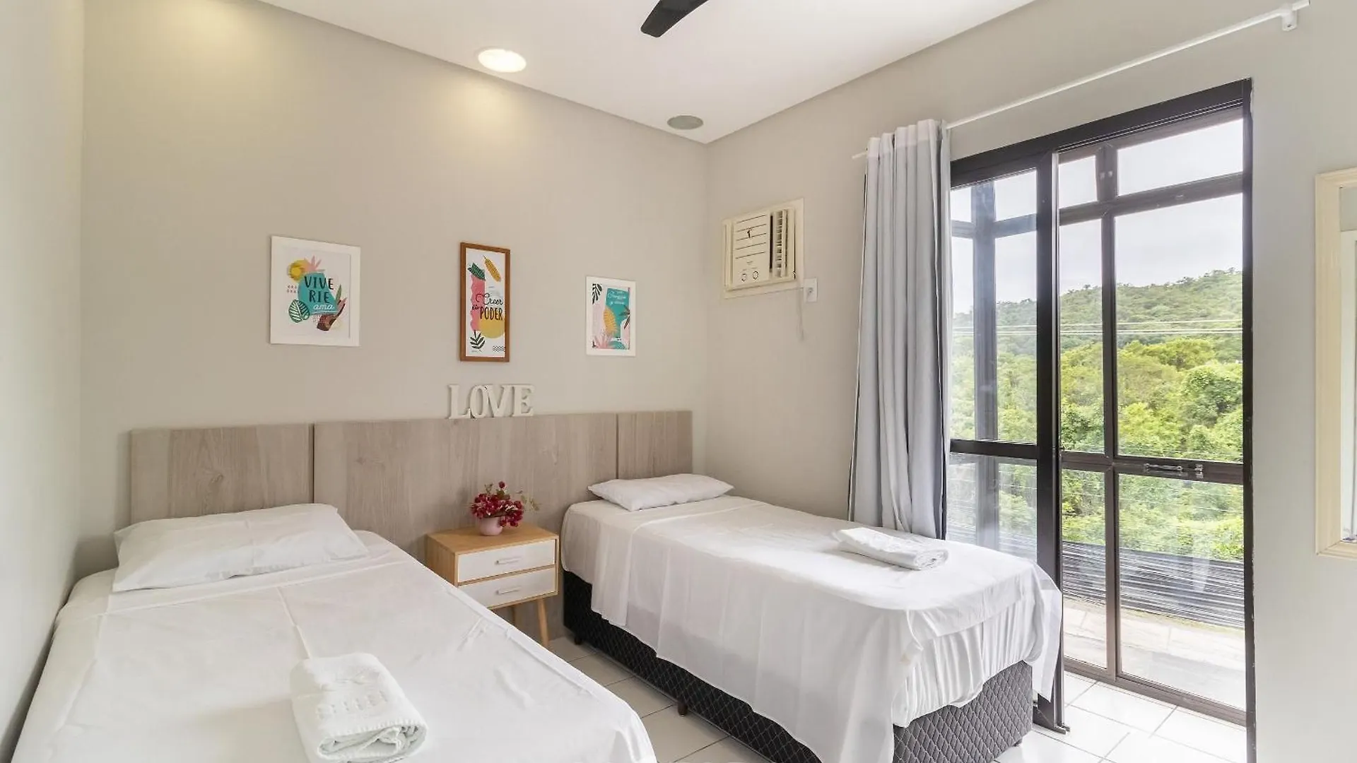 Appartement Apt 2Q C/ Acesso Direto A Praia Floripa - Crva0007